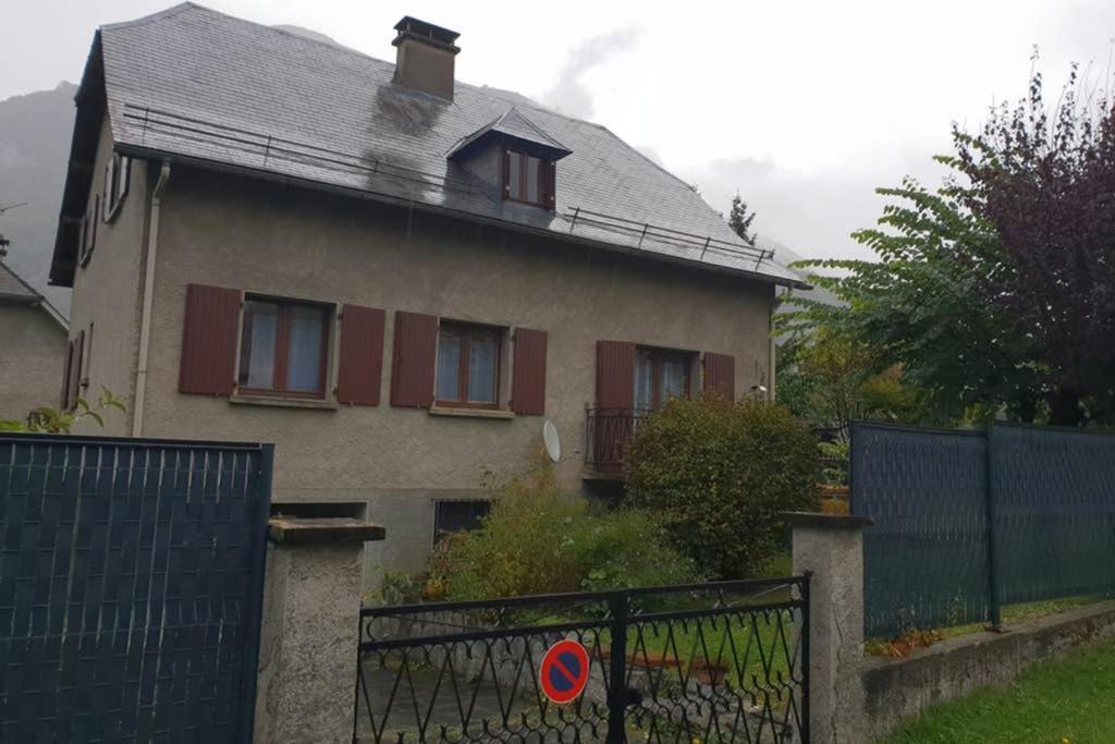 Le Gite Des 3 Vallees Villa Luz-Saint-Sauveur Exteriör bild