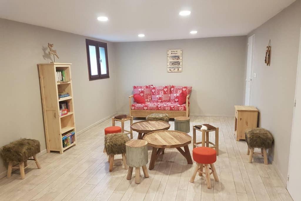 Le Gite Des 3 Vallees Villa Luz-Saint-Sauveur Exteriör bild